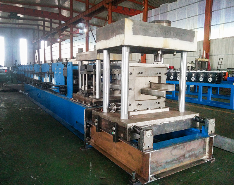 z channel forming machine