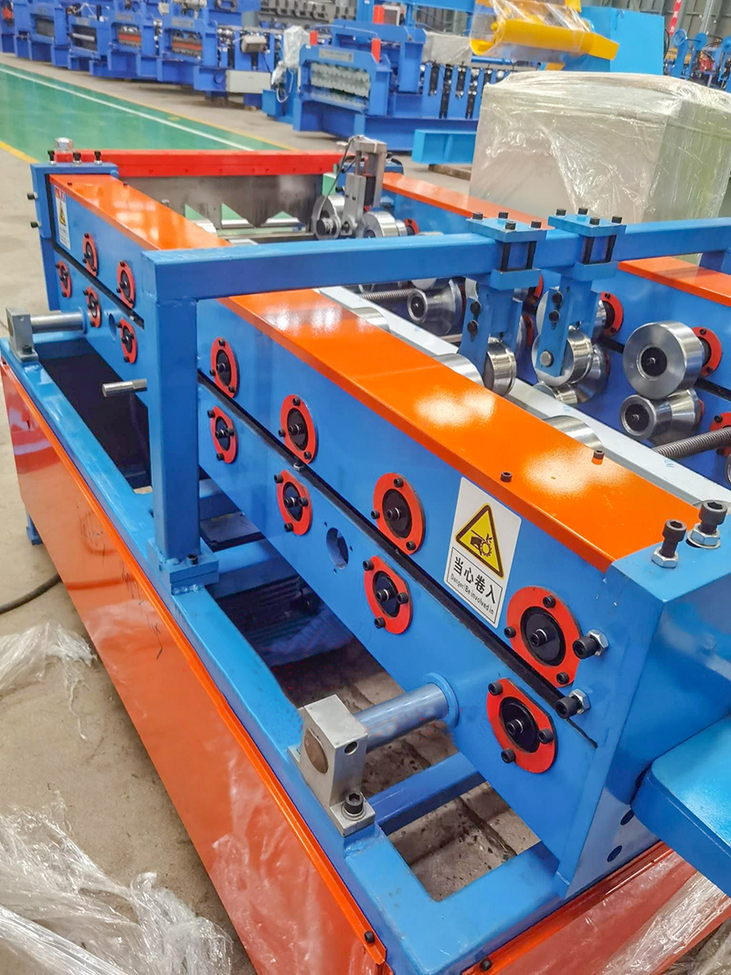 self lock sheet roll forming machine (2)