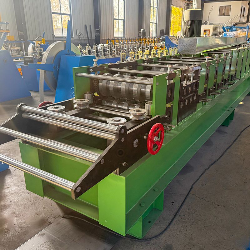Mexico Popular Full Automatic High Standard Cold Roll Forming Machine for C Purlins