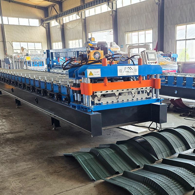 Chile Popular Long Lifespan PV4 Trapezoidal Roofing Sheet Roll Forming Machine with Crimping 