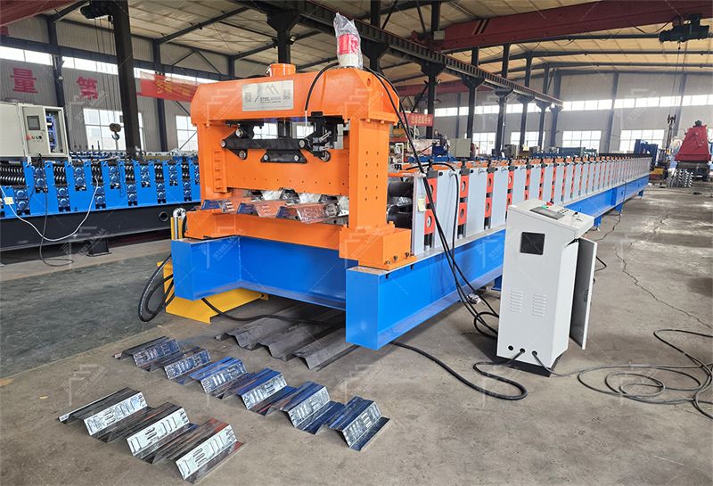 Decking Floor Roof Sheet Machine
