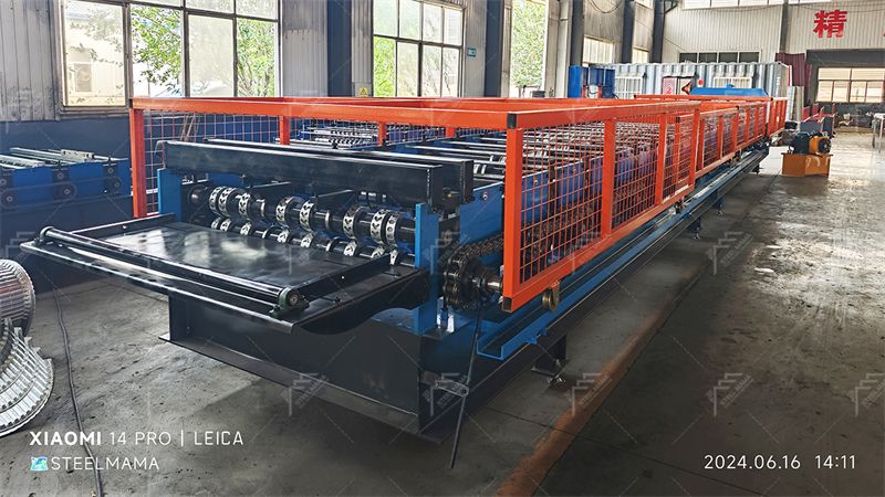 floor decking panel forming machine