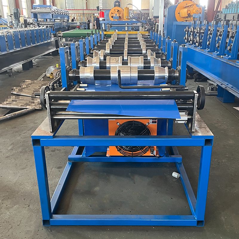 Argentina Popular High Efficiency Kr18 Standing Searm Roll Forming Machine