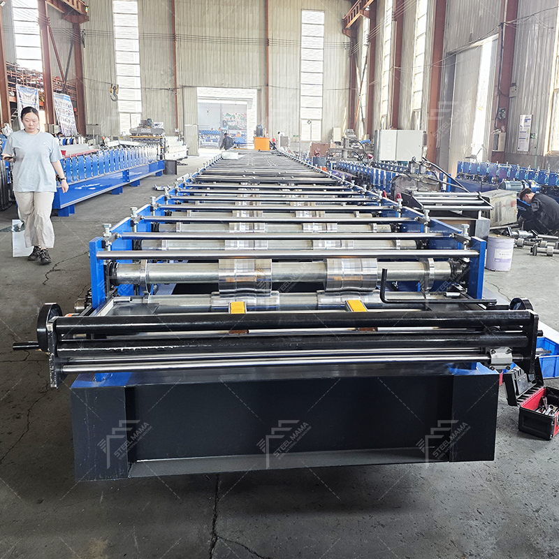 Lndonesia Popular High Standard Full Automatic 980 Klip Lock Roll Forming Machine