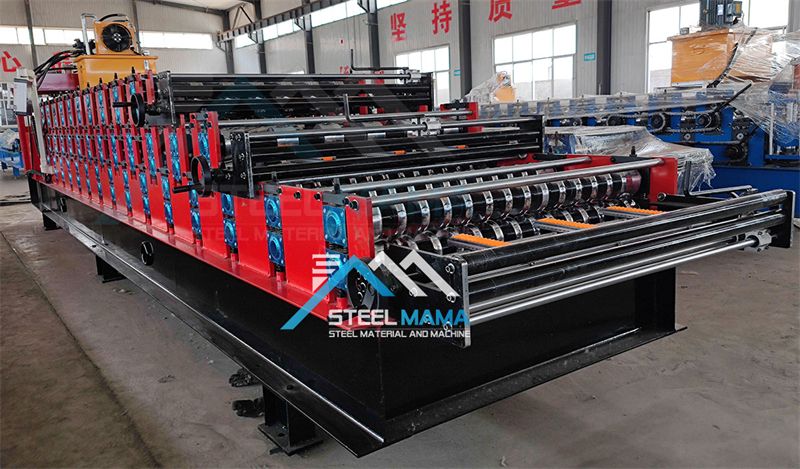 Triple layer tile roof forming machine