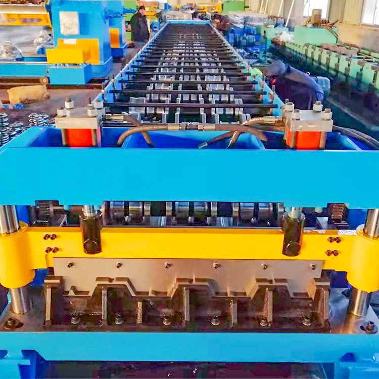 Manufacturer High Quality Precision Metal Steel 1020mm Floor Deck Sheet Roll Forming Machine For Sale