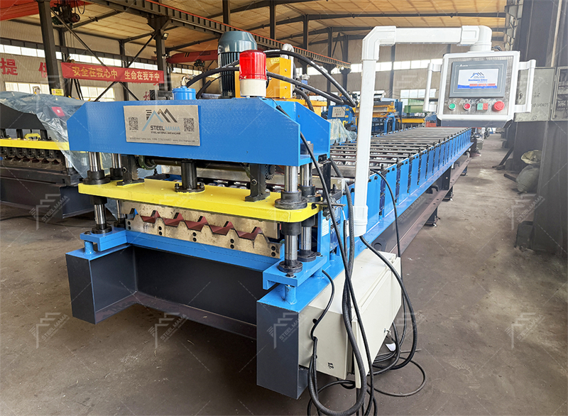 725 Trapezoidal sheet roll forming Machine
