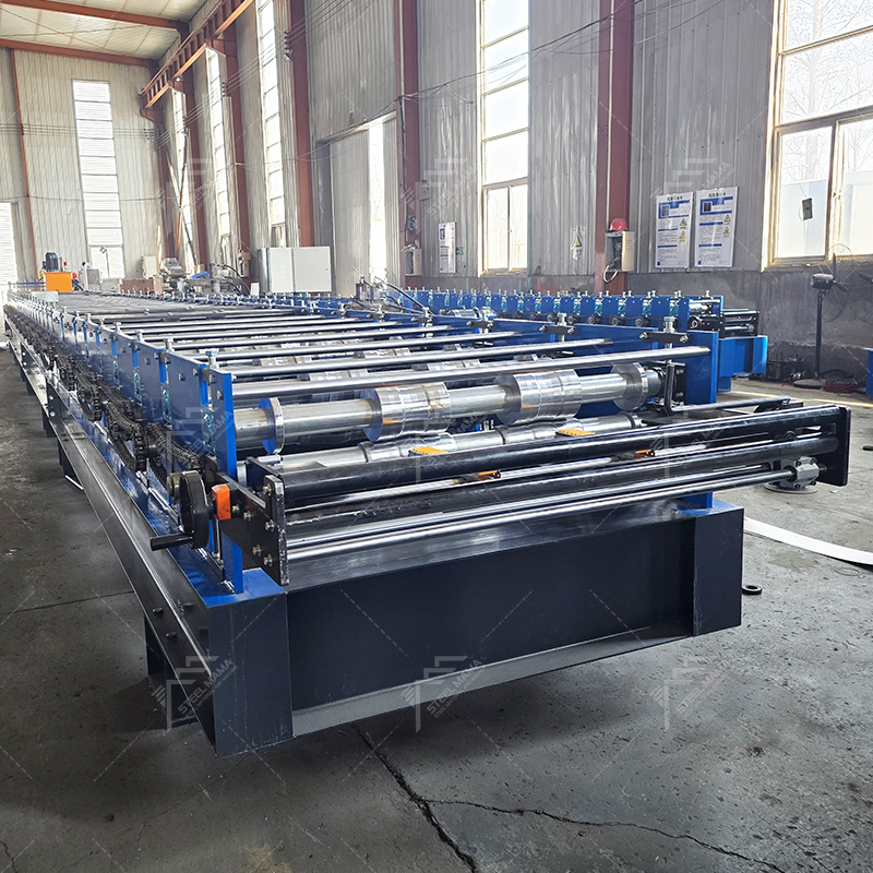 Lndonesia Popular High Standard Full Automatic 980 Klip Lock Roll Forming Machine