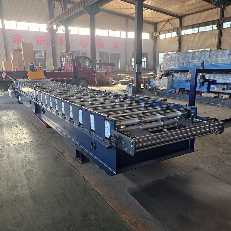 High Efficiency Custom Design 1045 Trapezoidal Roofing Sheet Roll Forming Machine for Indonesia