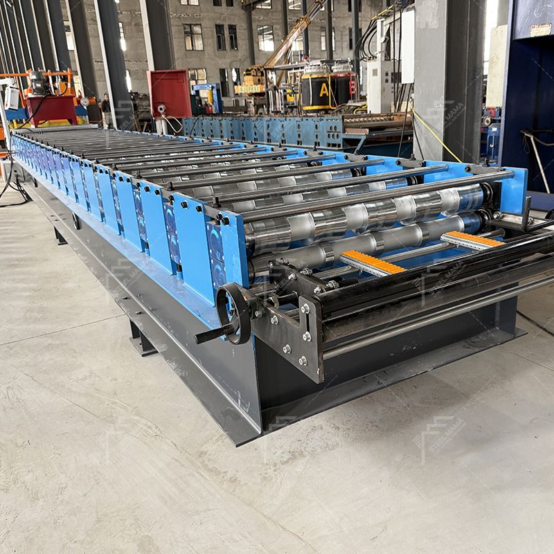 Durable Full Automatic 686 Trapezoidal Roofing Sheet Roll Forming Machine for Zimbabwe