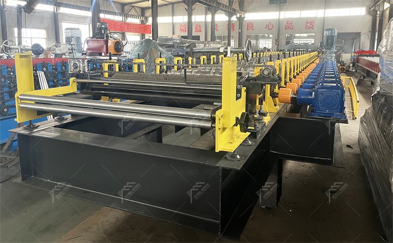 Decking Floor Roll Forming Machine