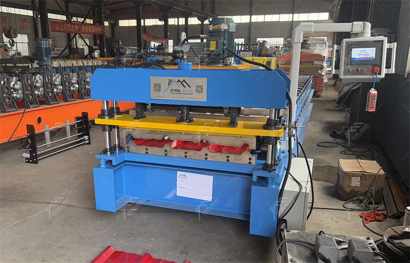 R panel Roll Forming Machine