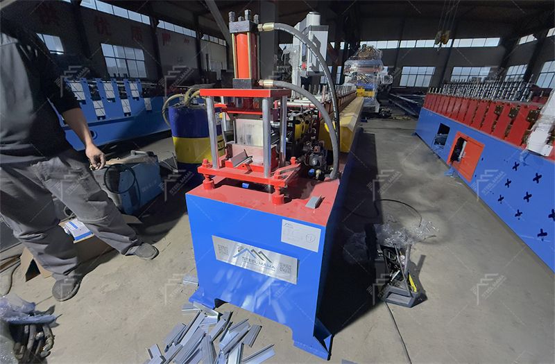 Kr18 Clip Roll Forming Machine Supplier