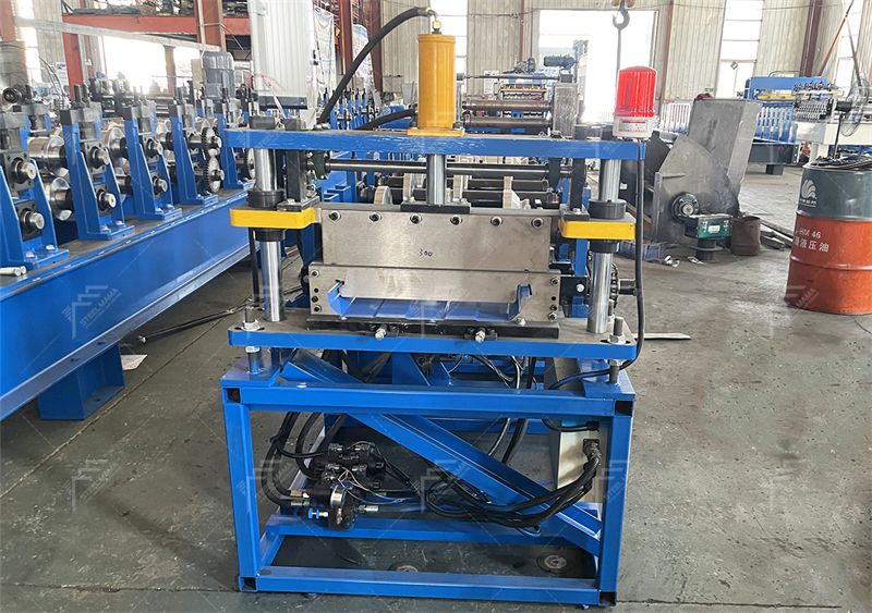 kr18 standing seam rolling machine factory