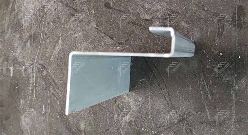 Kr18 Z Shape Clip Lock Roll Forming Machine