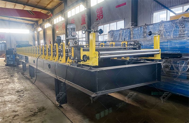 floor deck roll forming machine
