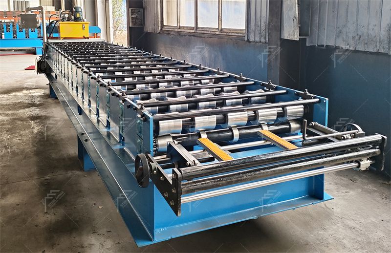 686 IBR Roofing Sheet Roll Forming Machine
