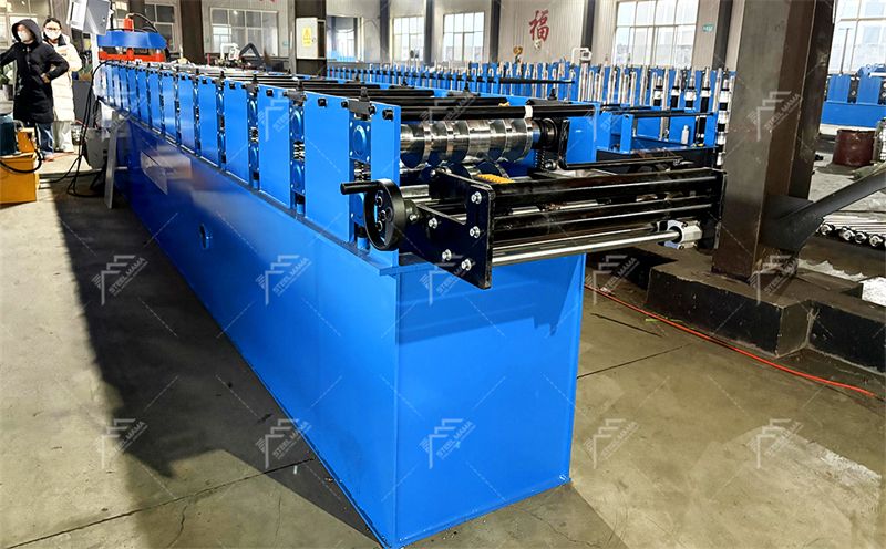 ridge cap machine
