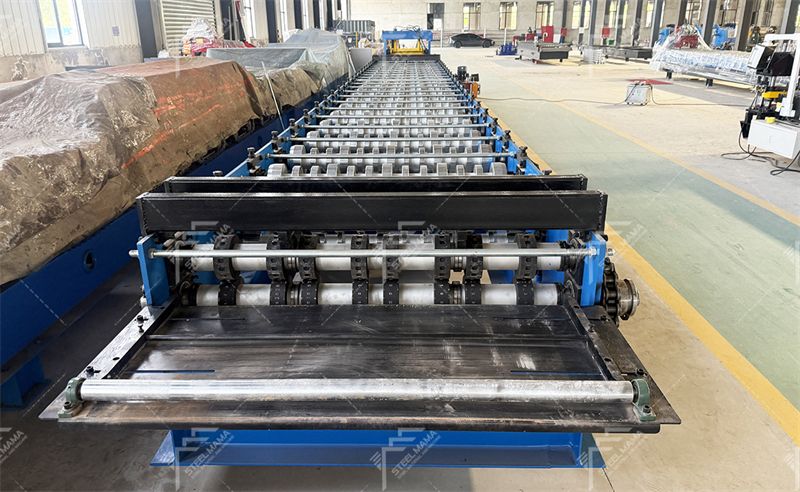 floor decking machine