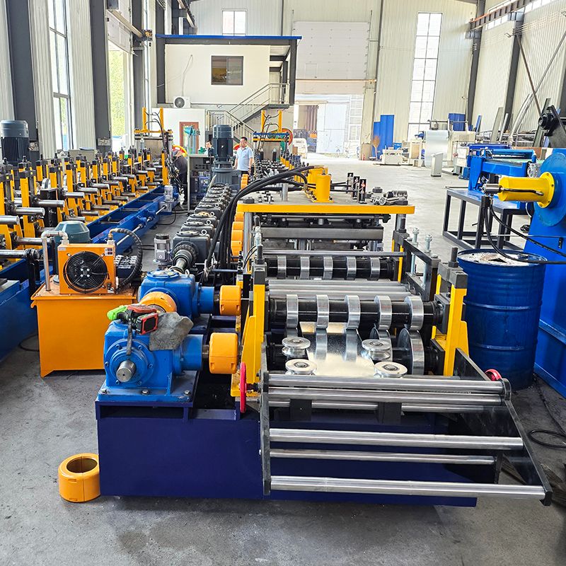 Bolivia Popular High Standard Full Automatic Interchange CZ Purlin Roll Forming Machine