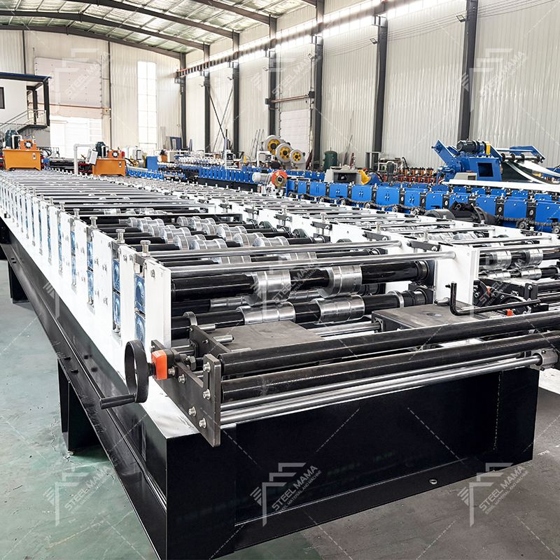 South Africa Popular High Efficiency Galvanized Steel 700 Spring Lock Roll Forming Machine