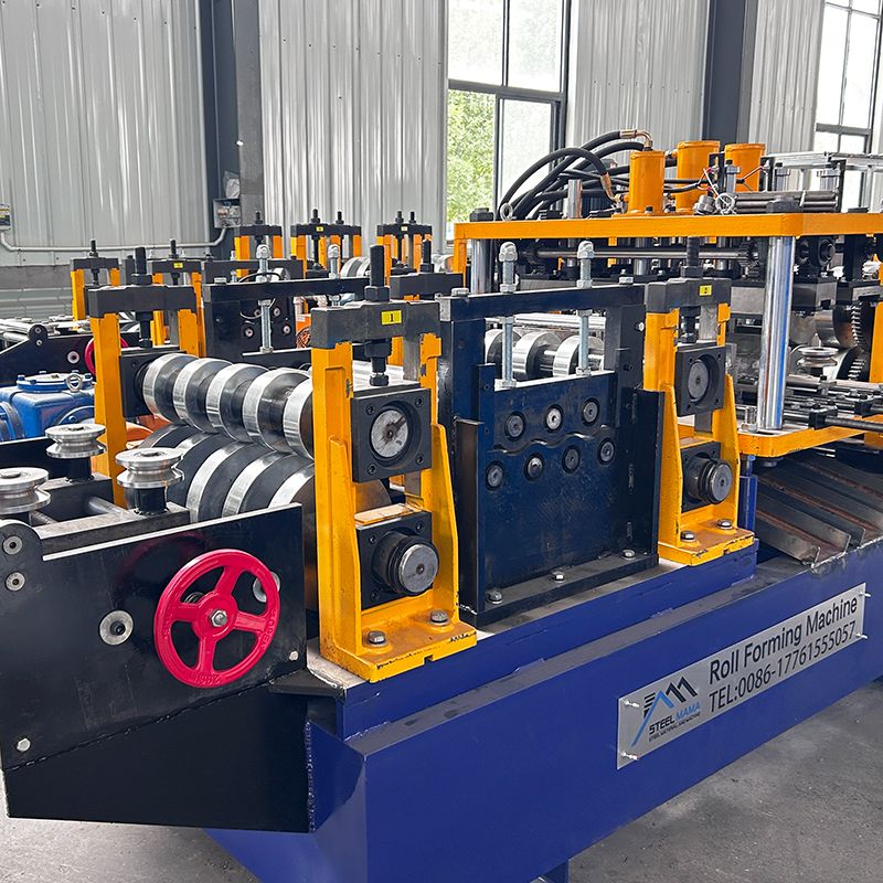Bolivia Popular High Standard Full Automatic Interchange CZ Purlin Roll Forming Machine