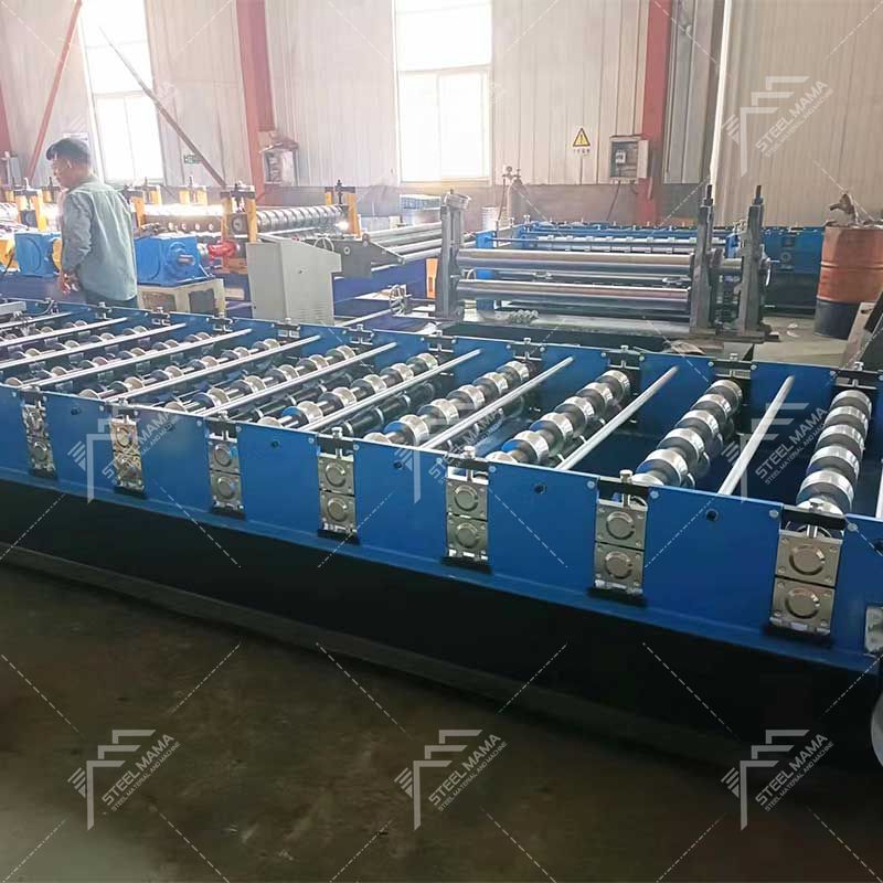 Steelmama High Productivity 840 Trapezoidal Roofing Sheet Roll Forming Machine for Ecuador 