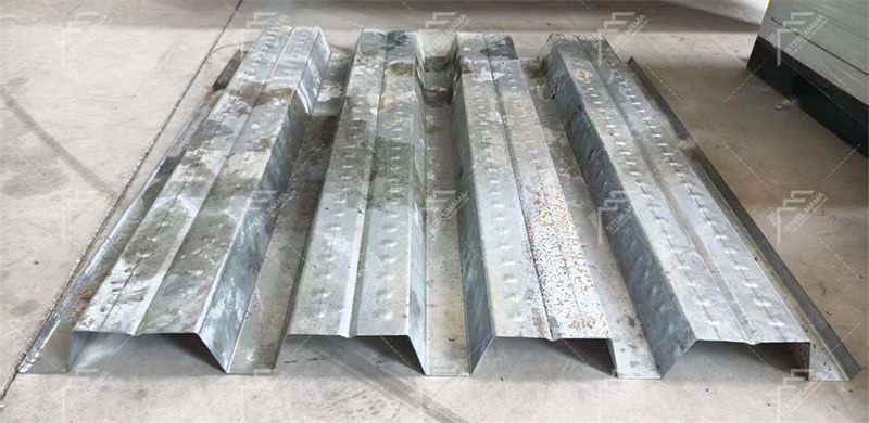 846 Decking Floor